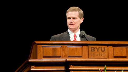 Centro BYUI Élder Bednar