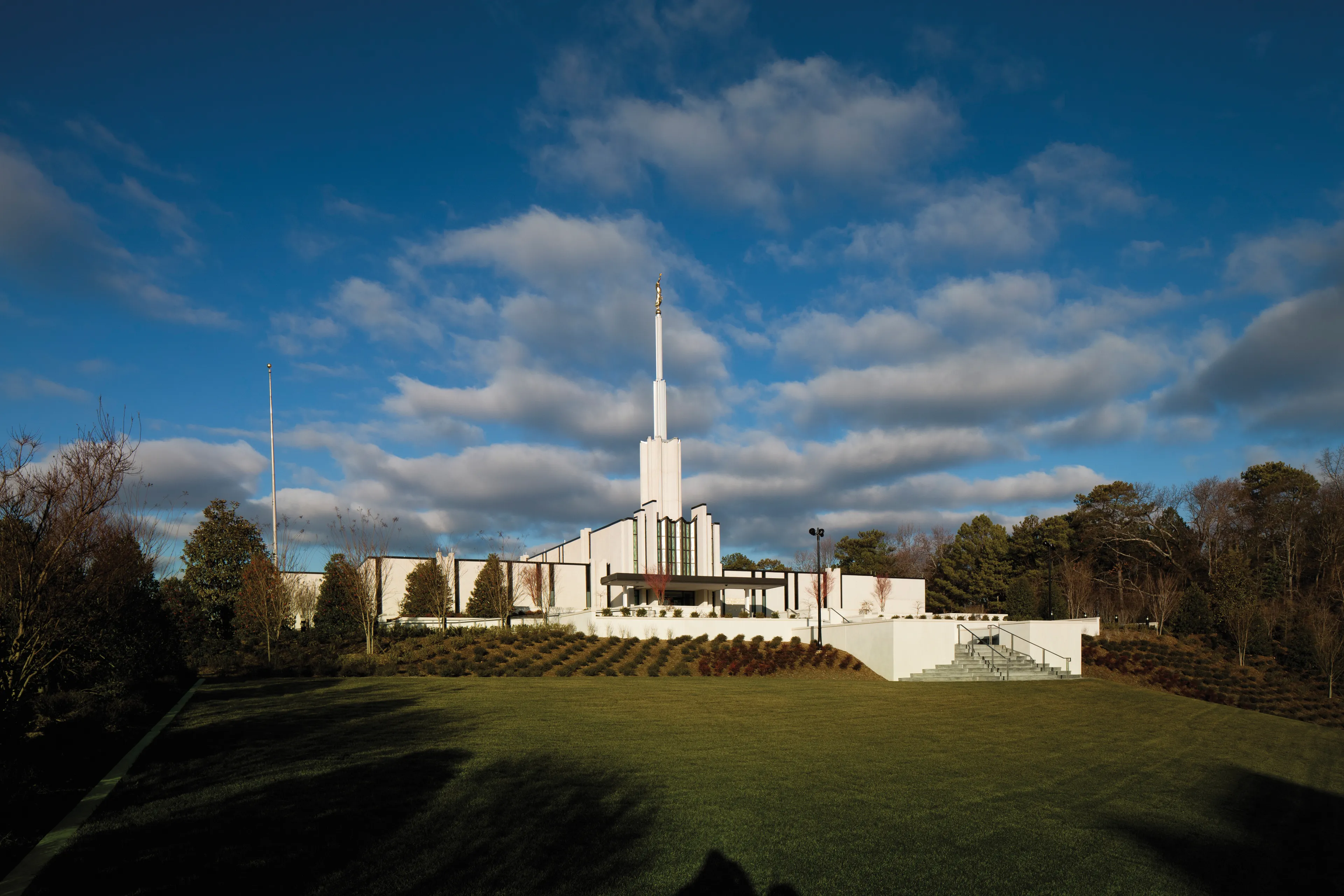 The front of the Atlanta Georgia Temple.