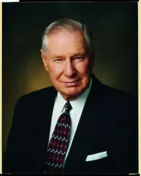 雅各．傅士德會長