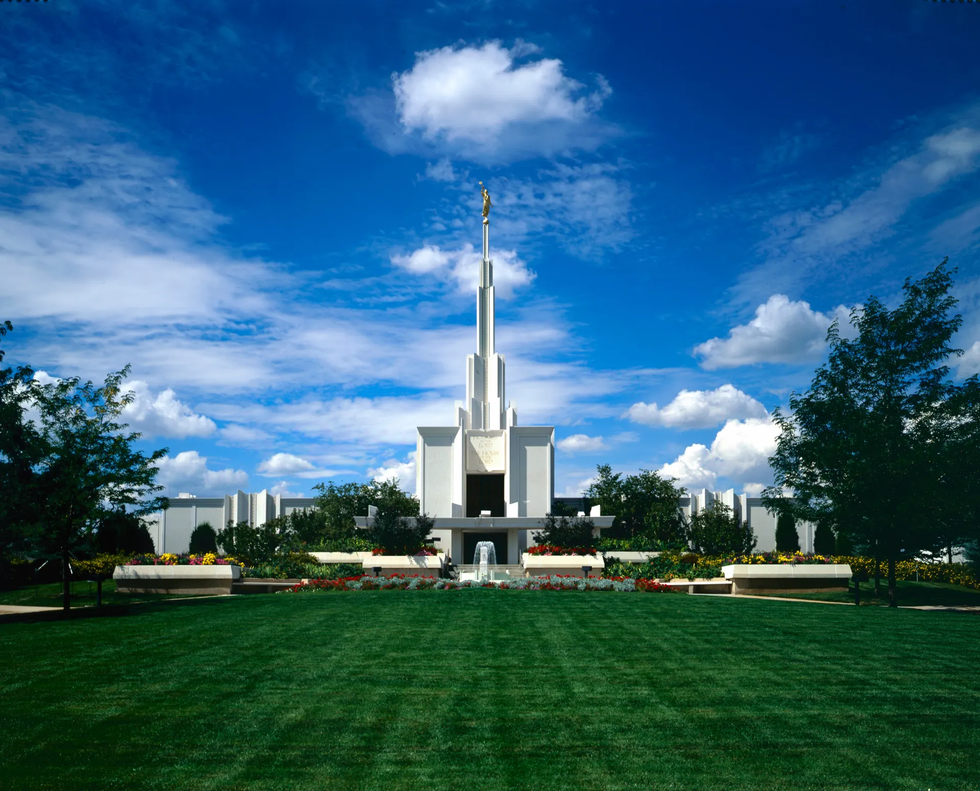 The Denver Colorado Temple on a sunny day.