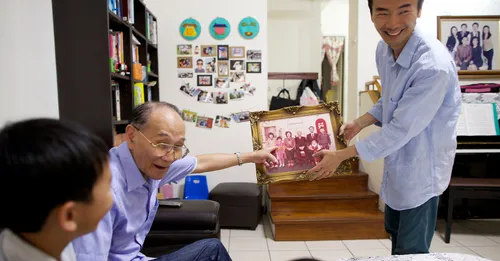 burra duke parë një figurë