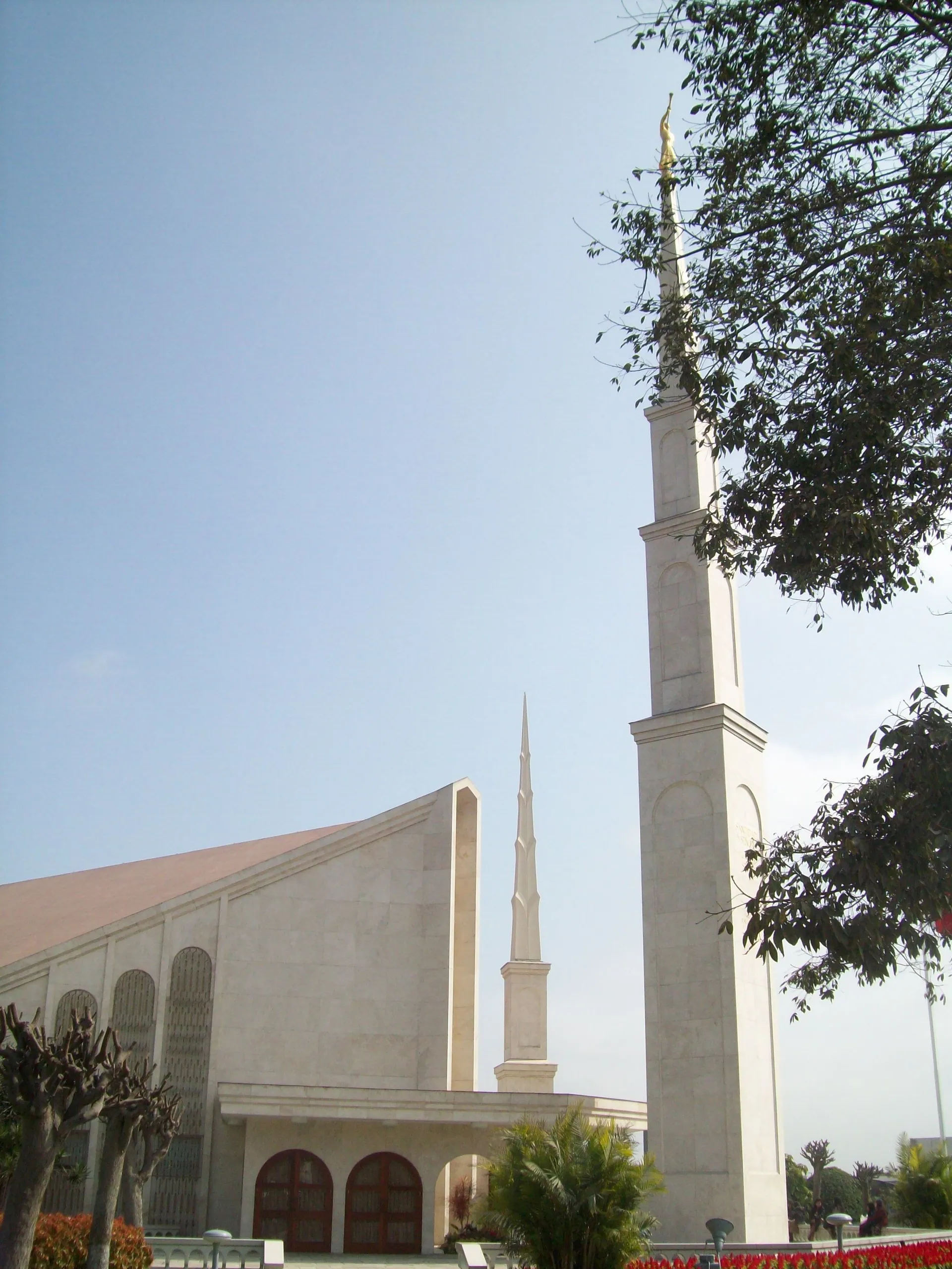 The Lima Peru Temple spires, including the entrance and scenery.