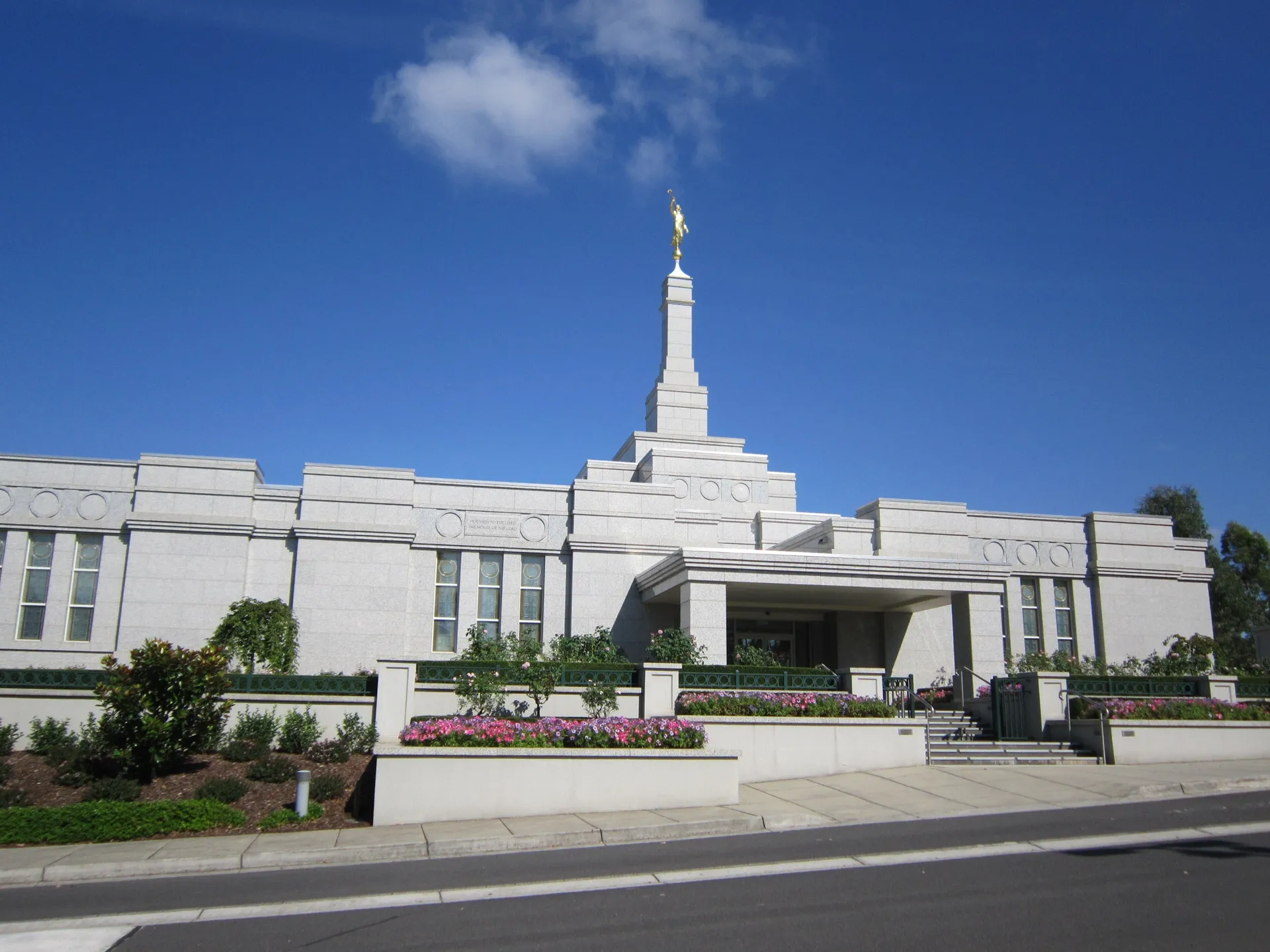 The Melbourne Australia Temple entrance, including scenery.