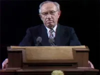 1979-10-1020-elder-gordon-b-hinckley-590x442-ldsorg-article.jpg