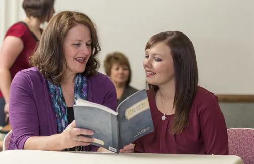 older sister and younger sister