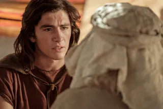 천막 안에서 리하이와 함께 있는 니파이