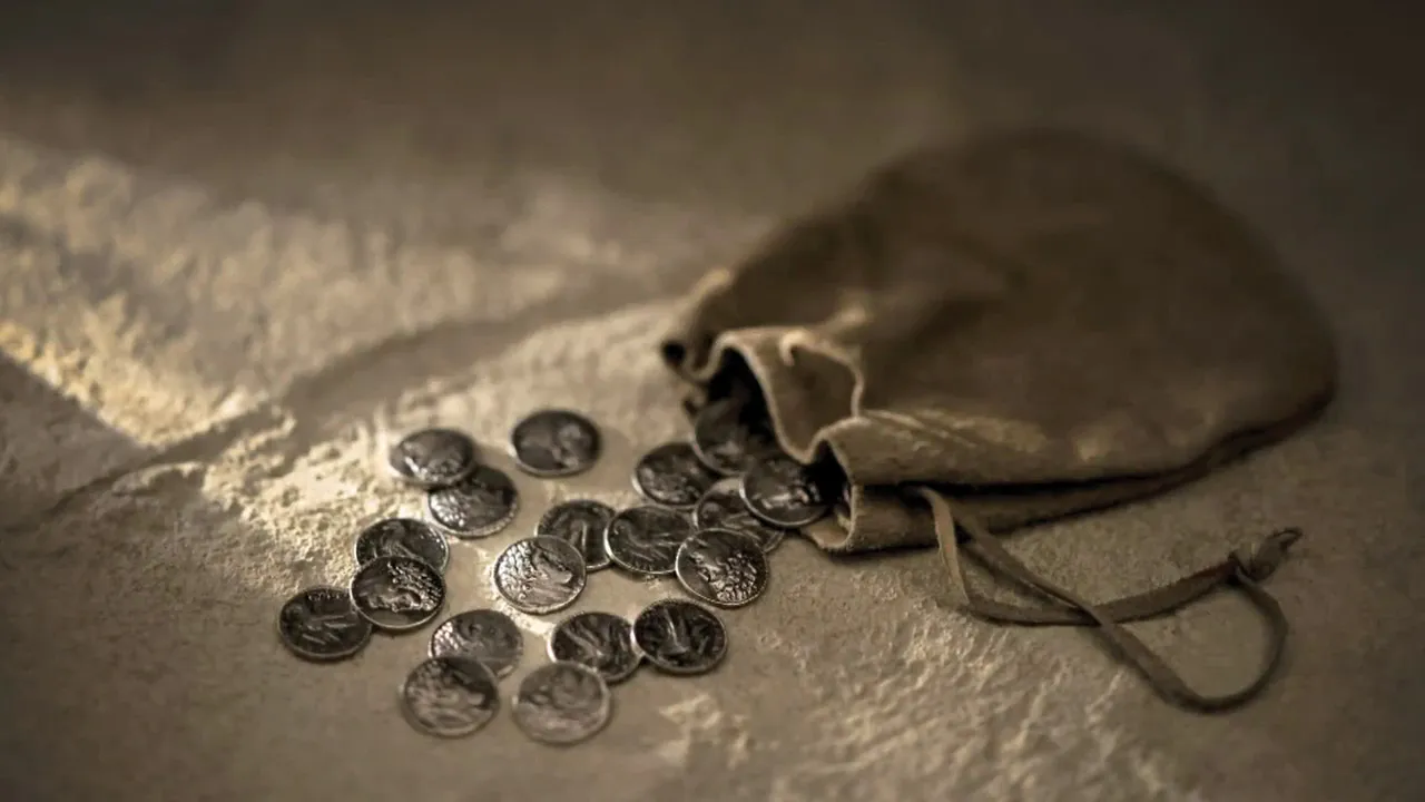 A small sack of silver coins. © undefined ipCode 1.