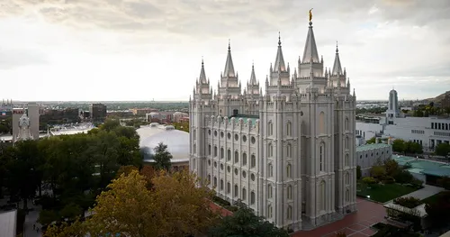 ang Salt Lake Temple