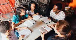 함께 즐겁게 경전 공부하는 가족