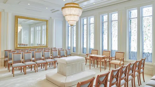 Целестиальный зал в храме в Риме, Италия