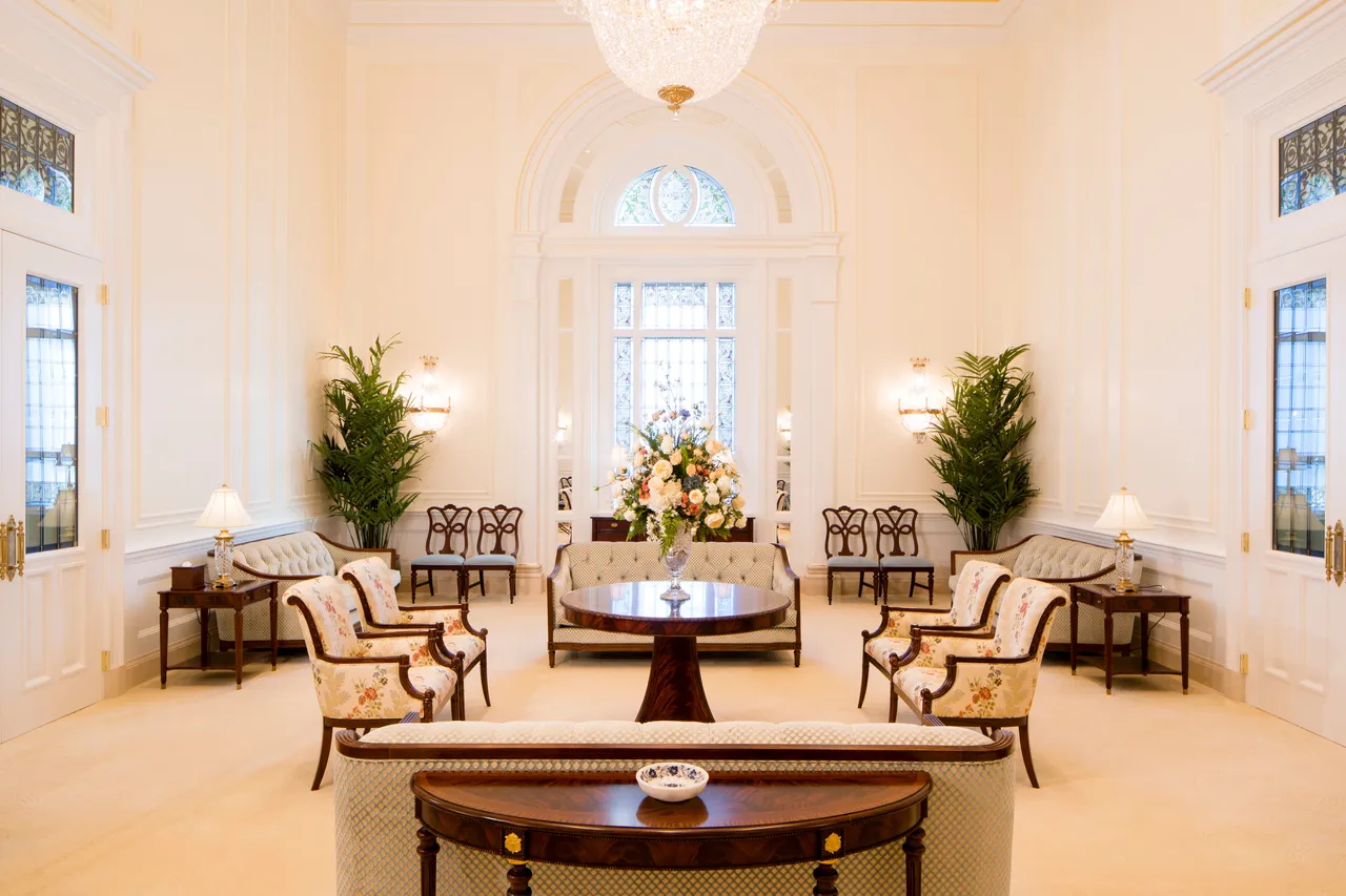 The celestial room in a temple of the Church of Jesus Christ of Latter-day Saints