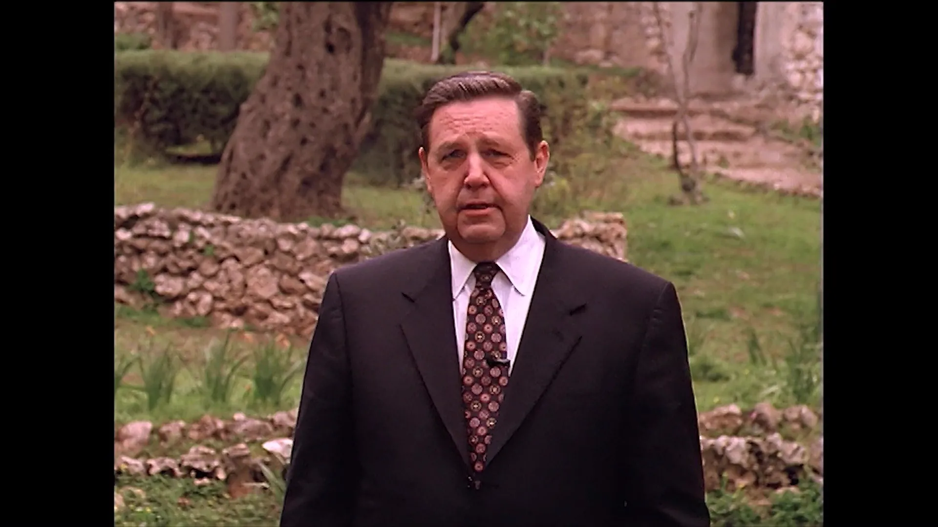 Elder Jeffrey R. Holland bears his testimony of the Atonement of the Savior.