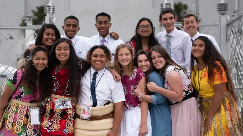 Youth in front of the Oakland California temple