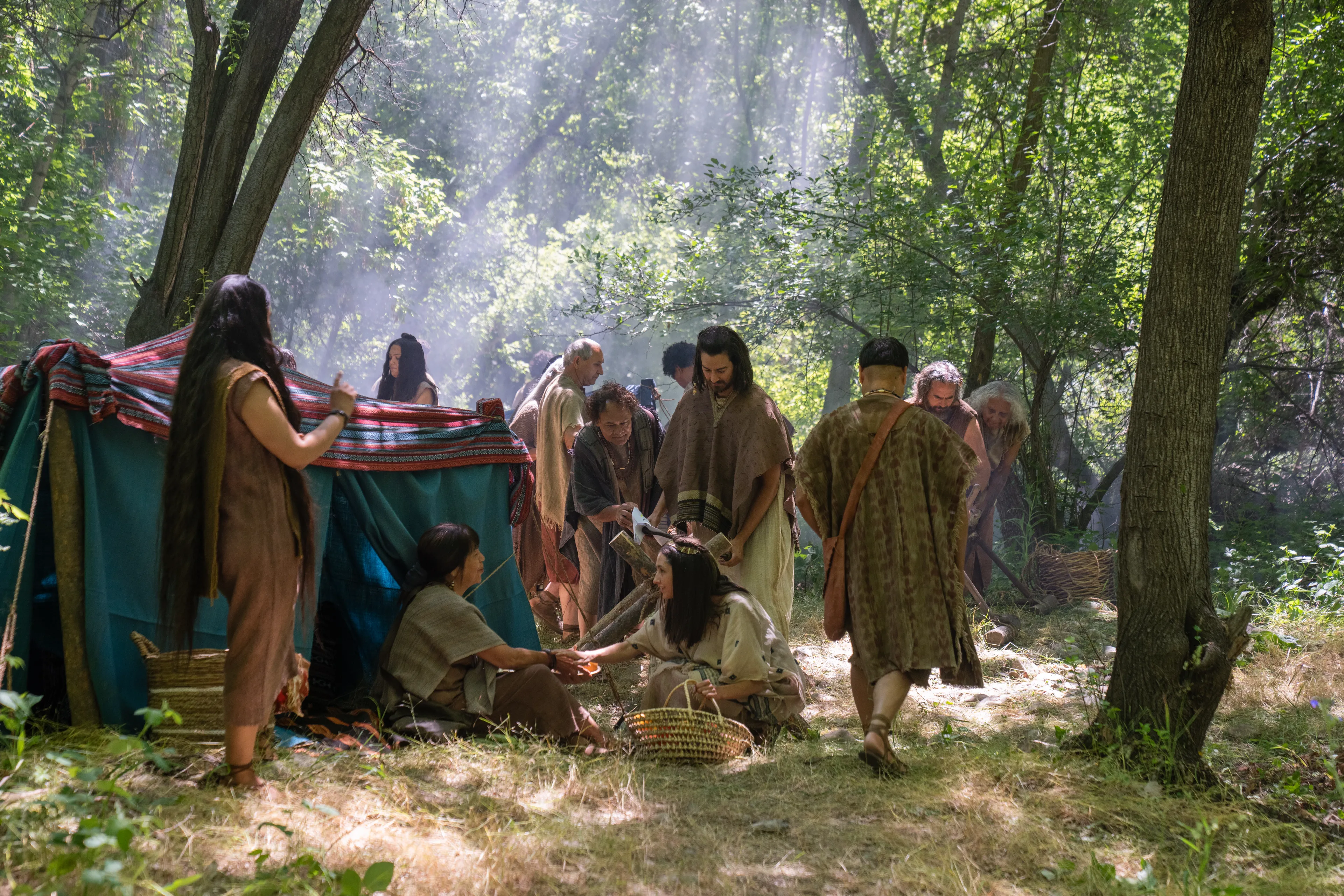 The people of Alma pack up their camps and prepare for a journey in the wilderness.