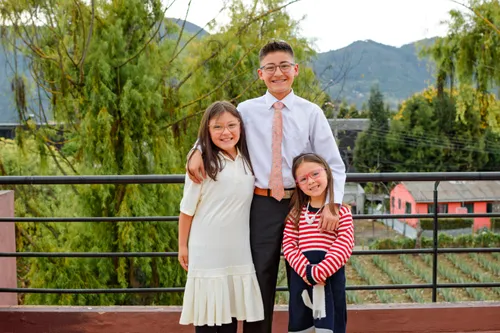 umndeni umamatheka ndawonye