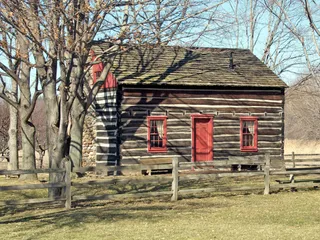 Peter Whitmer log home exterior