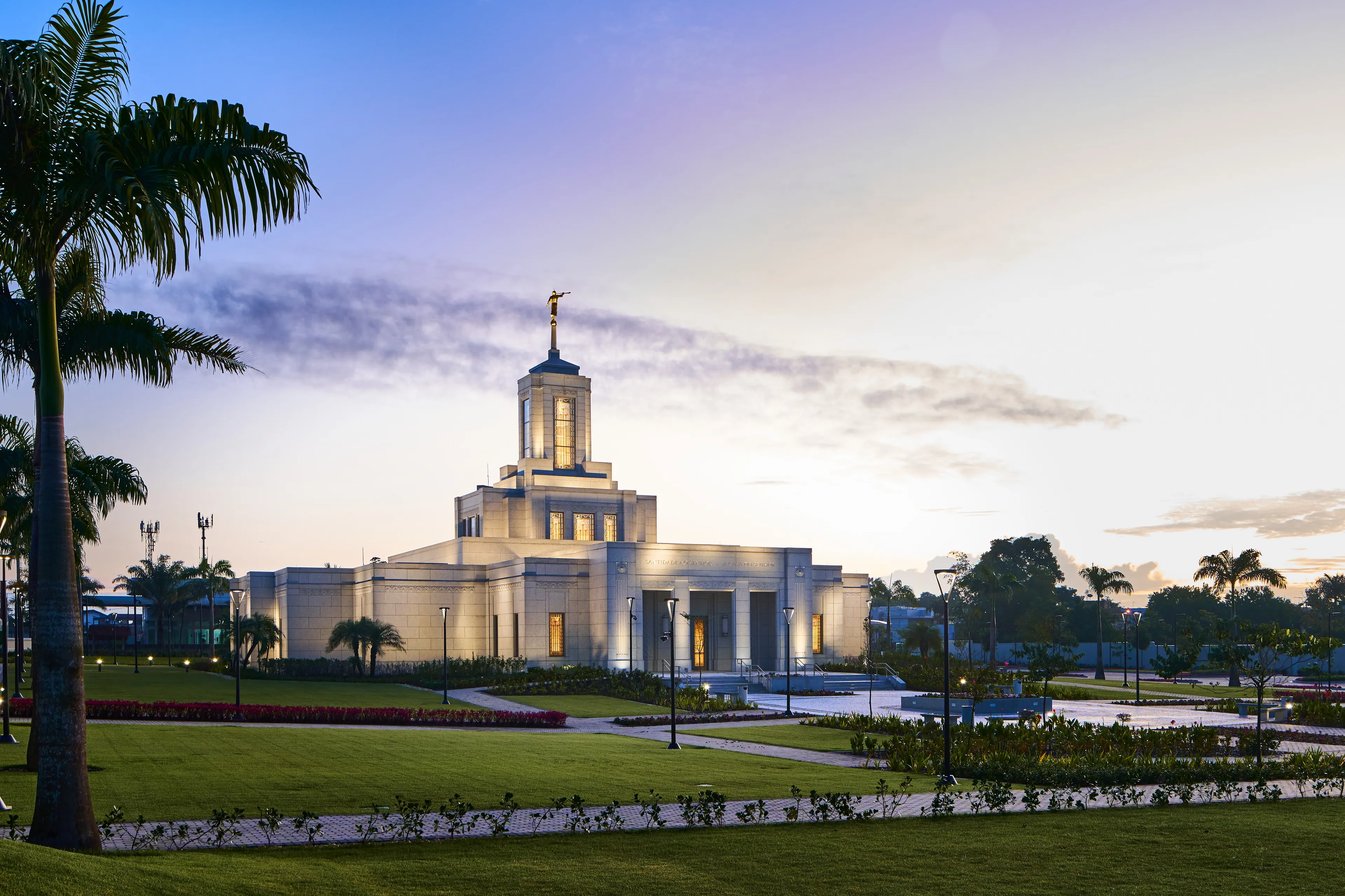Image of the exterior of the Belem Brazil Temple.