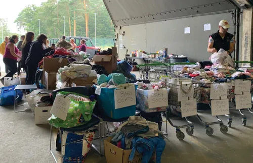 Humanitarian donations to refugees