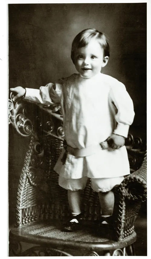 young Howard W. Hunter