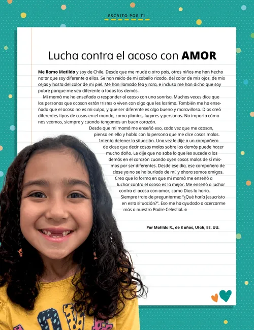 Página en PDF de una niña sonriente con corazones