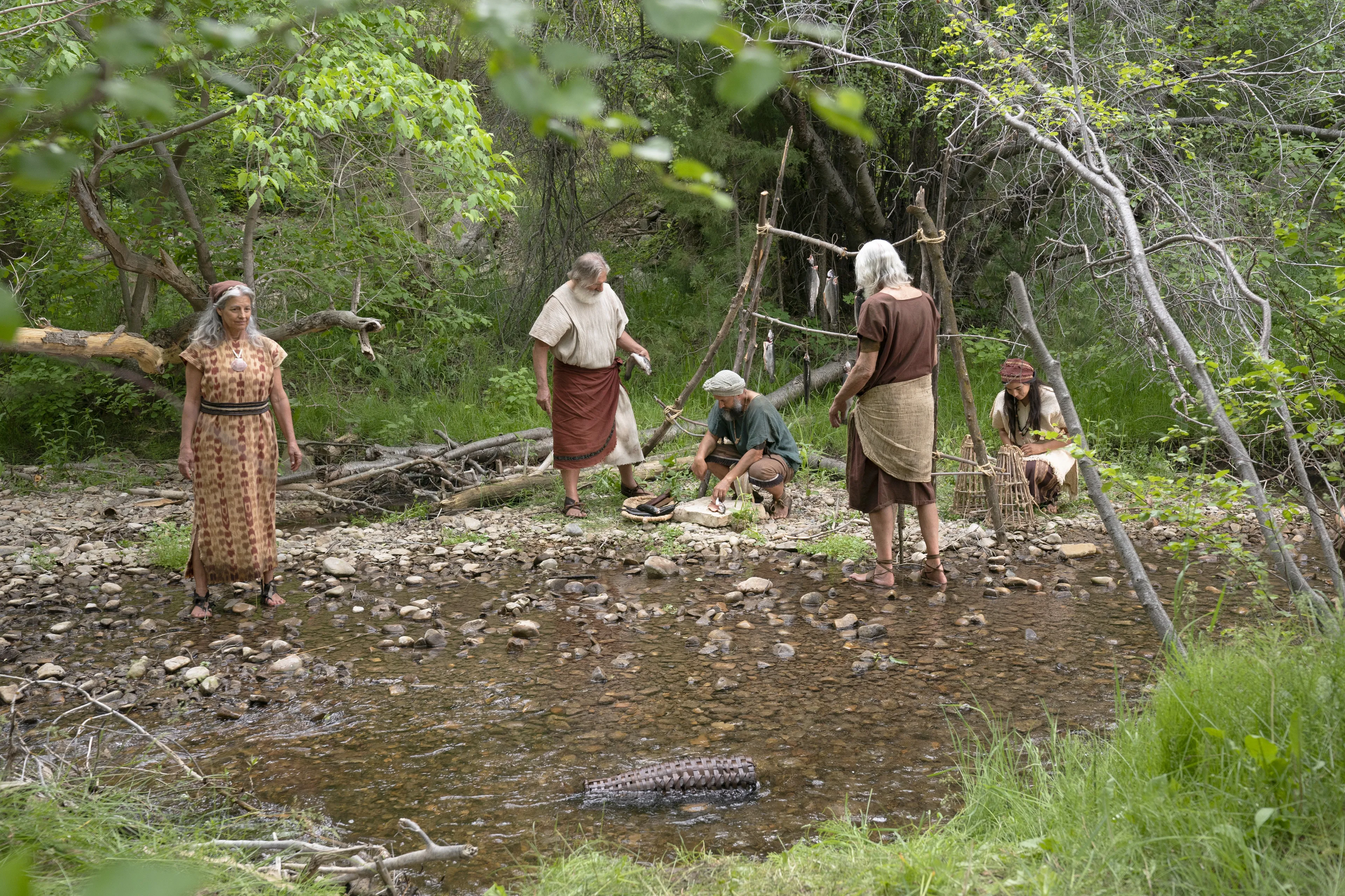 Nephite men and women fish.