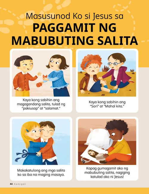 兩個女孩坐在餐桌前