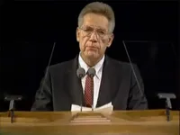 1981-10-4010-elder-bruce-r-mcconkie-590x442-ldsorg-article.jpg