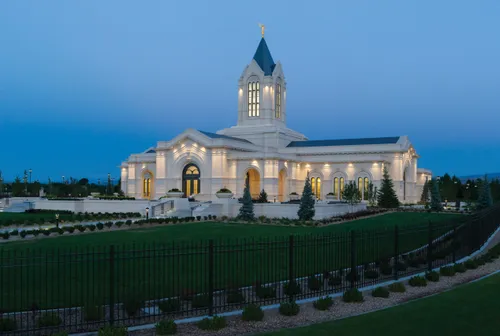 The exterior of the Fort Collins Colorado Temple.