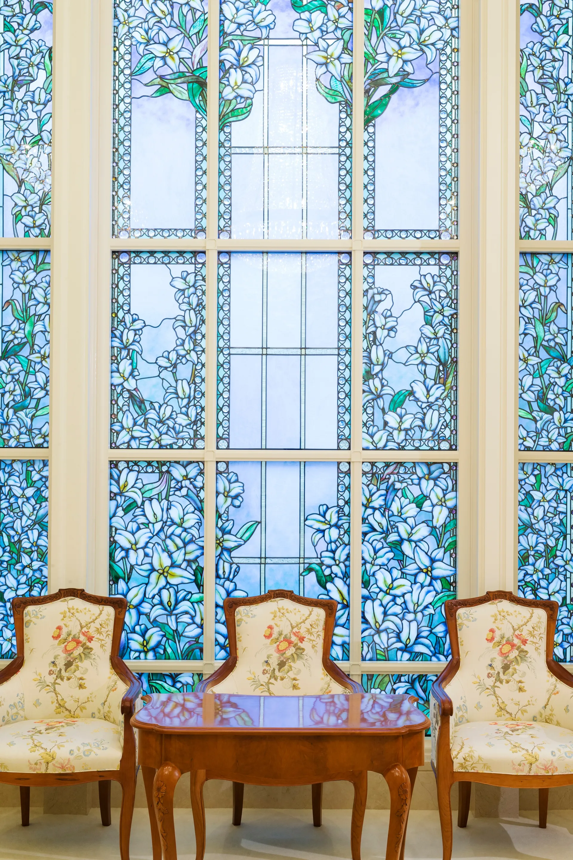 Interior of the Paris France Temple. Sealing Room.