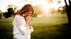 woman praying