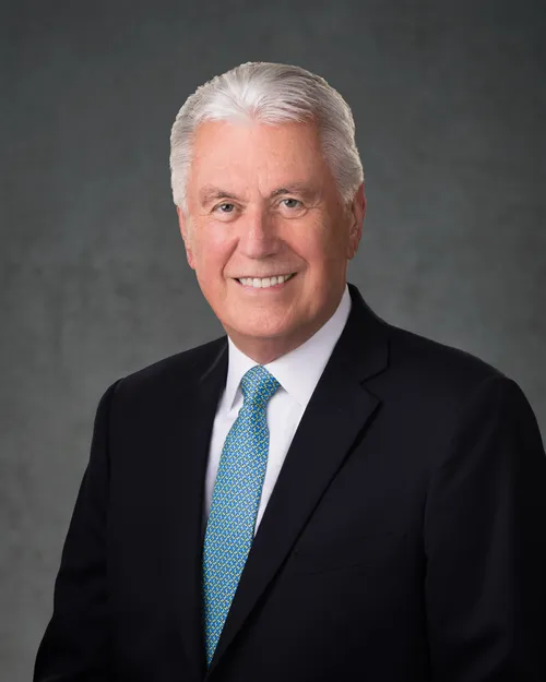 The Official Portrait of Dieter F. Uchtdorf taken in 2025.