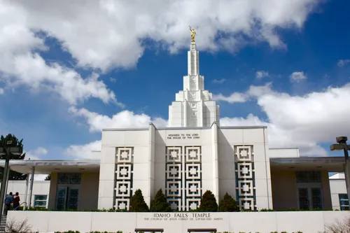 Exterior of the Idaho Falls Idaho Temple