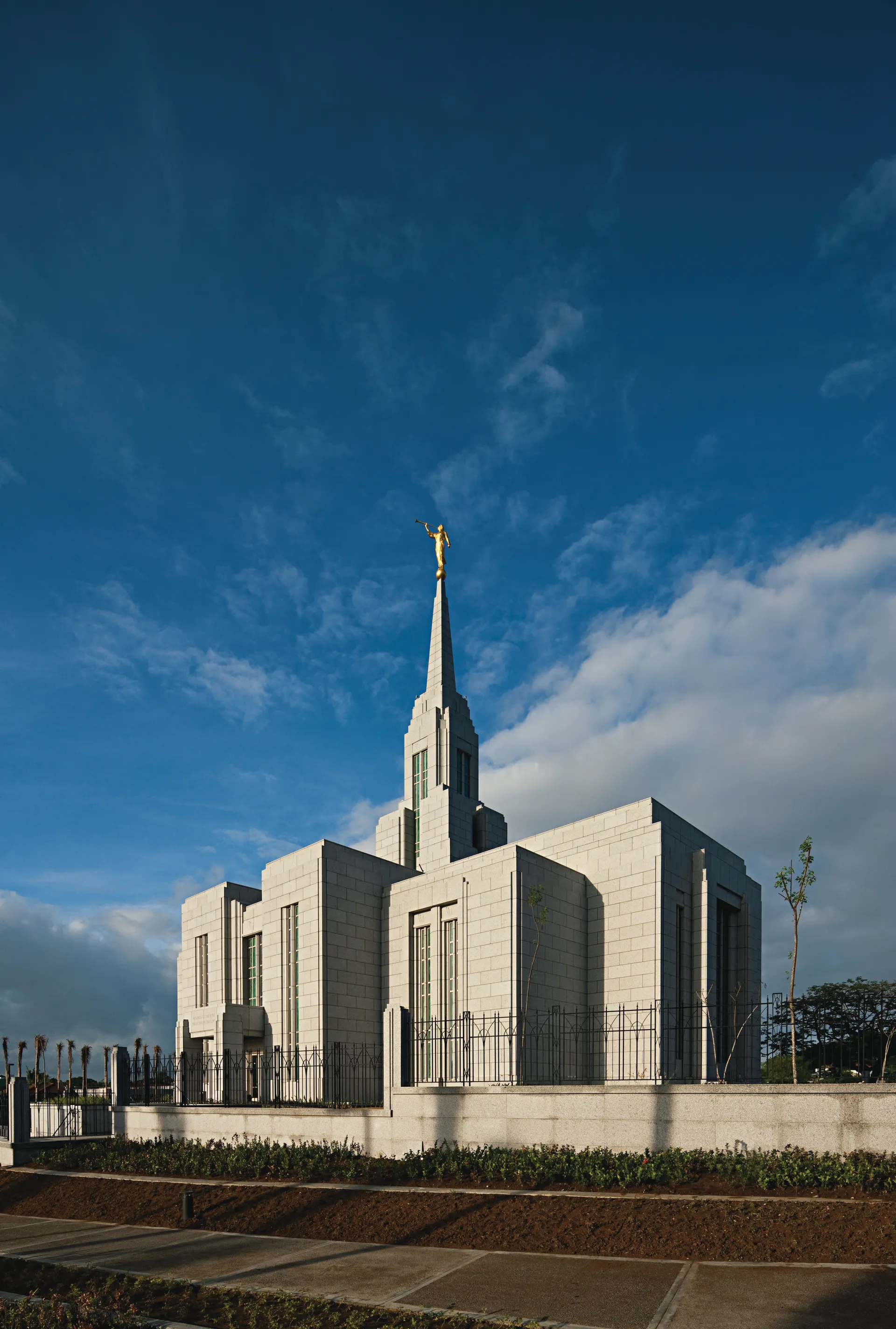 A portrait view of the Cebu City Philippines Temple.