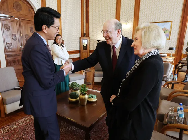 Quentin L. Cook Meets the President of Madagascar