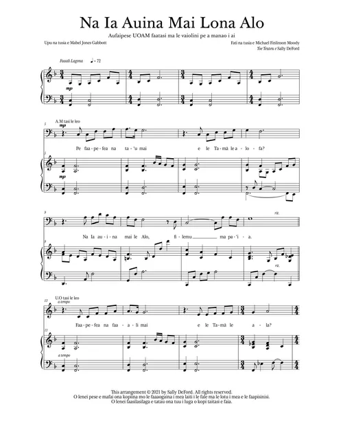 fëmijë duke kënduar