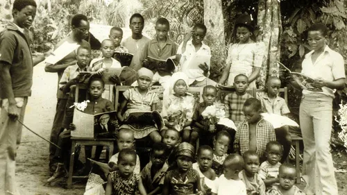 children after Sunday meetings