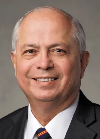 Ахлагч Ларри Ж.Эко Хок