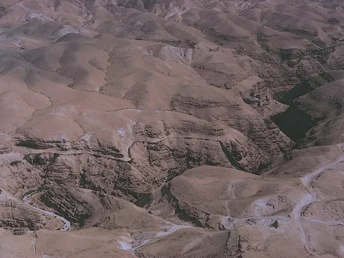 와디 켈트의 항공 사진