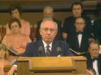 1980-10-4050-elder-gordon-b-hinckley-640x480.jpg