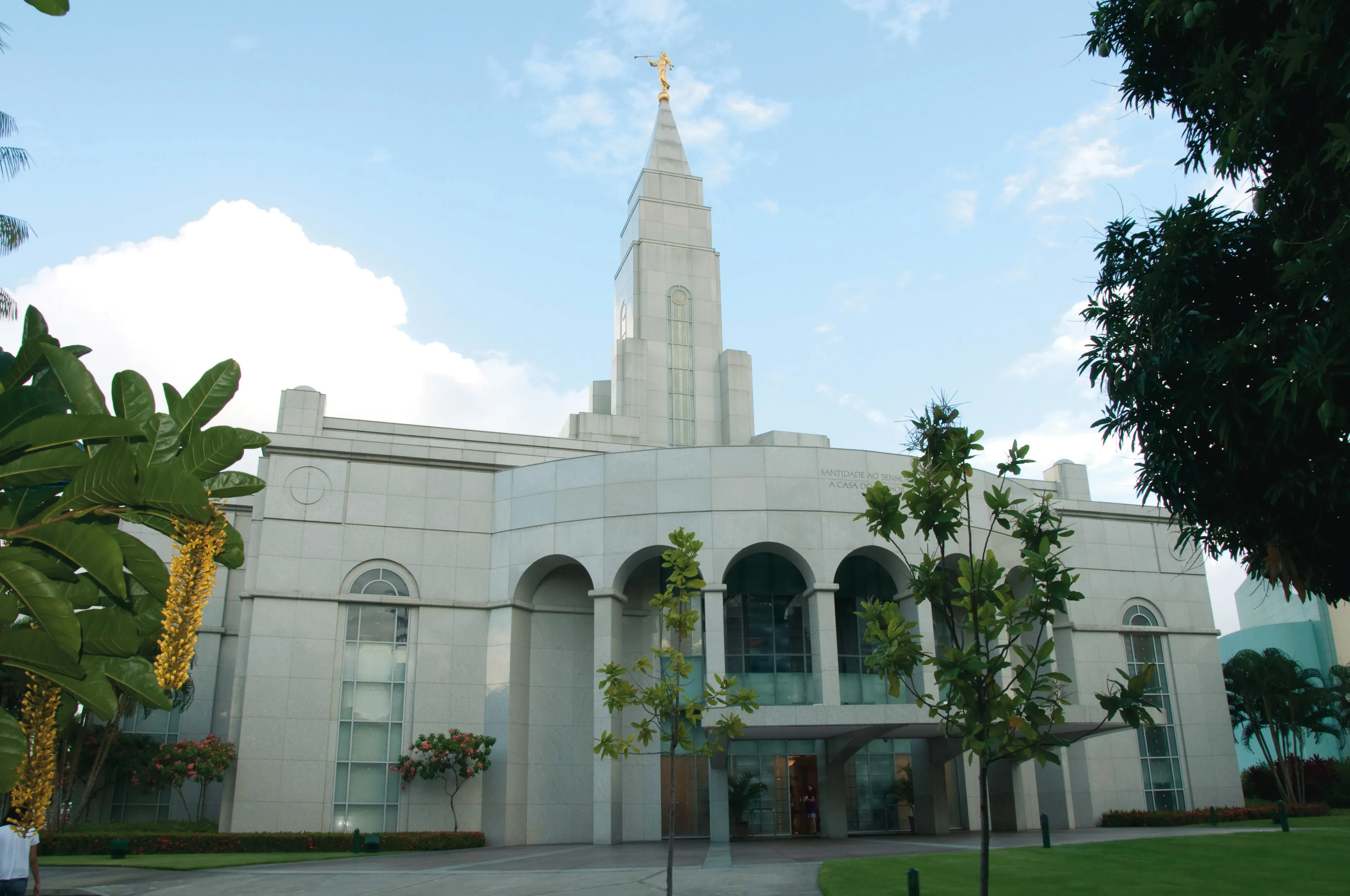 The entire Recife Brazil Temple, including the entrance and scenery.