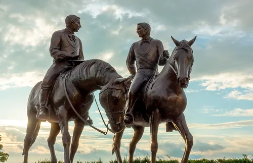Joseph and Hyrum Smith on horseback