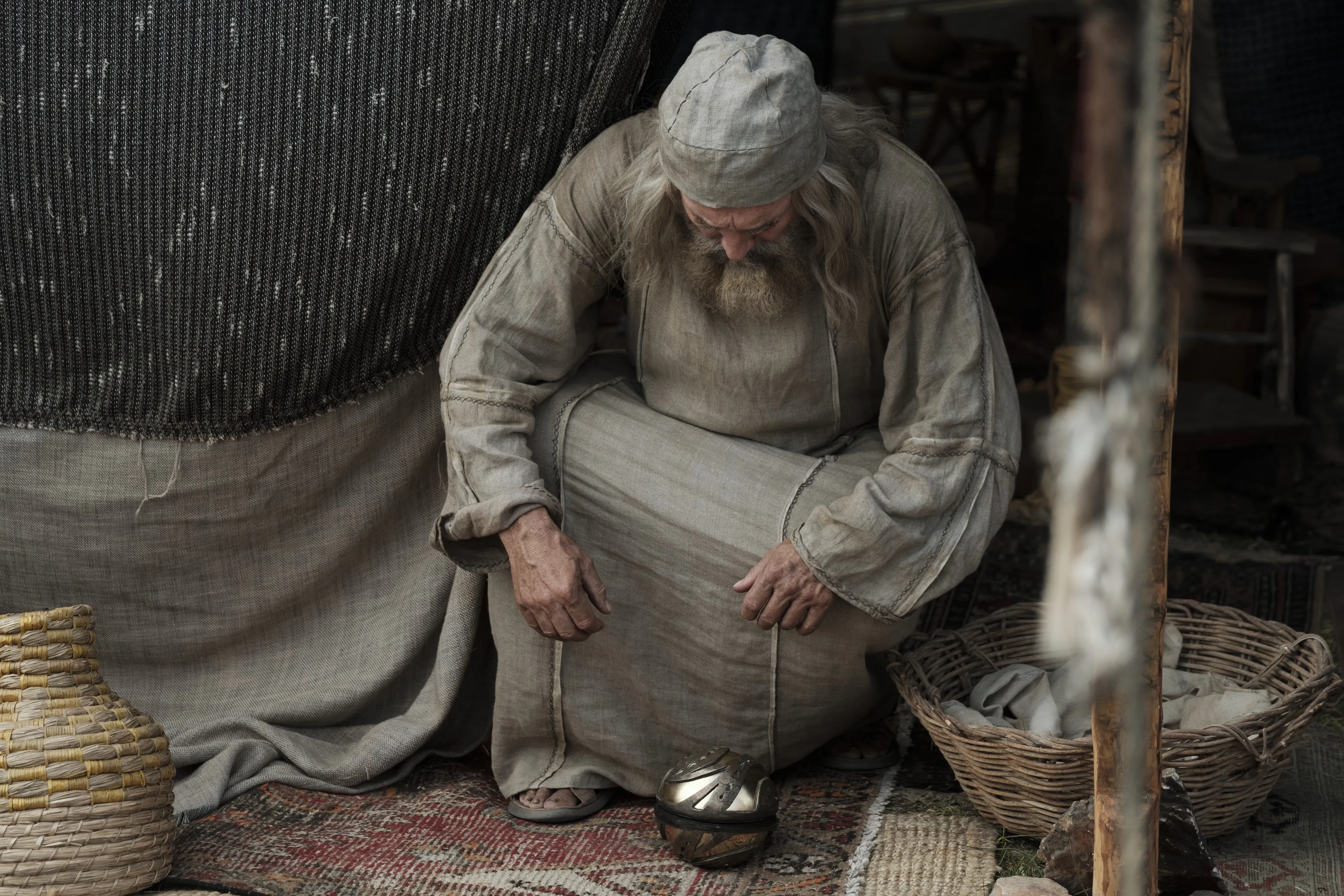 Lehi finds the Liahona outside his tent in the wilderness.