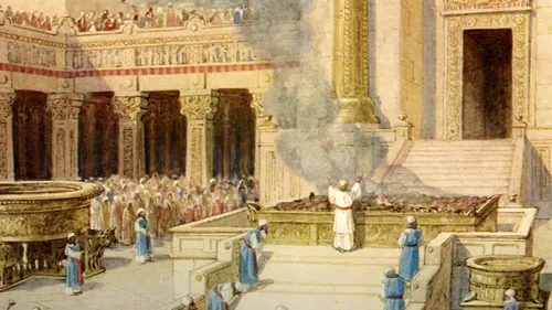 Solomon dedicating the temple