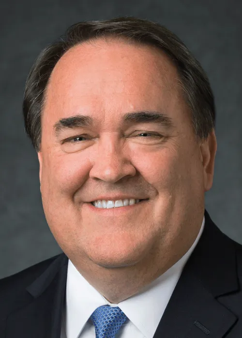 Starszy Allen D. Haynie