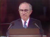 1971-04-4040-elder-gordon-b-hinckley-590x442-ldsorg-article.jpg