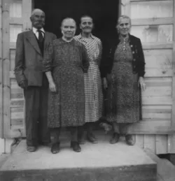 Early members of the Larsmo Branch