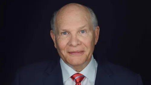 How do you #HearHim? Elder Dale G. Renlund says that when life gets busy, private acts of personal devotion allow him to better understand promptings of the Spirit.
