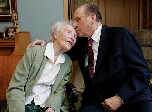 President Monson and Thelma Fetzer