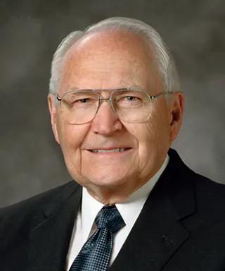 Final official portrait of Elder L. Tom Perry of the Quorum of the Twelve Apostles, 2004.  Passed away 30 May 2015.