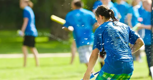 feiā ’āpī tamāhine e ha’uti ra i te pupuhi pape